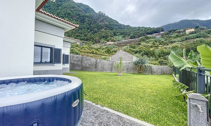 Ponta Delgada House | Green & Blue Horizon by Atlantic Holiday