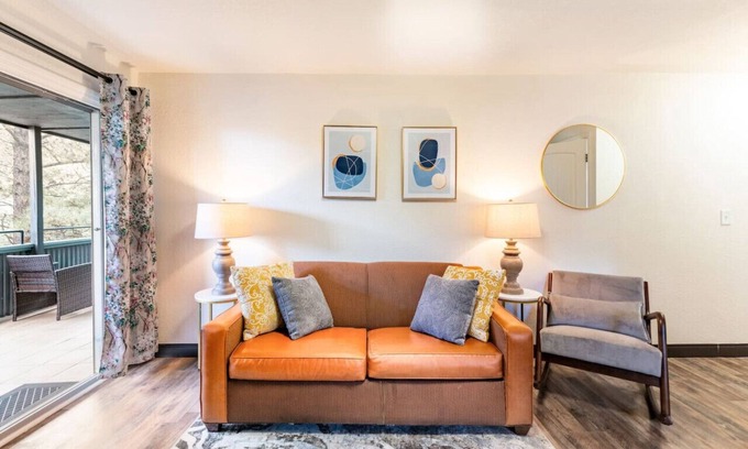 Green Mountain Falls Cabin | Green Sparrow's Nest