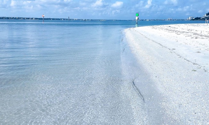 Redington Shores Cottage | Green Turtle WEST