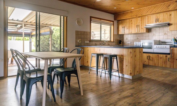 Lake Wangary House | Greenly Getaway - Family Friendly Home