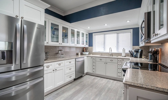 Pipes Cove House | Greenport Waterfront