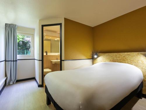 Villeneuve-la-Garenne Hotel | Greet Hôtel Villeneuve la Garenne - rénové