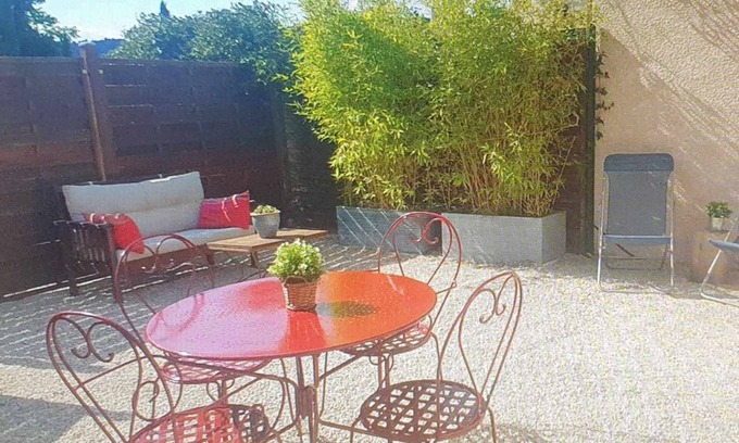 Greoux-les-Bains House | GREOUX LES BAINS Maisonette T2 with terrace and private parking