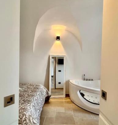 Perinaldo Apartment | Greta’s suite & private spa