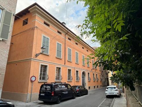 Reggio nell'Emilia Apartment | Grey-Fontanelli Luxury Suite Reggio Emilia