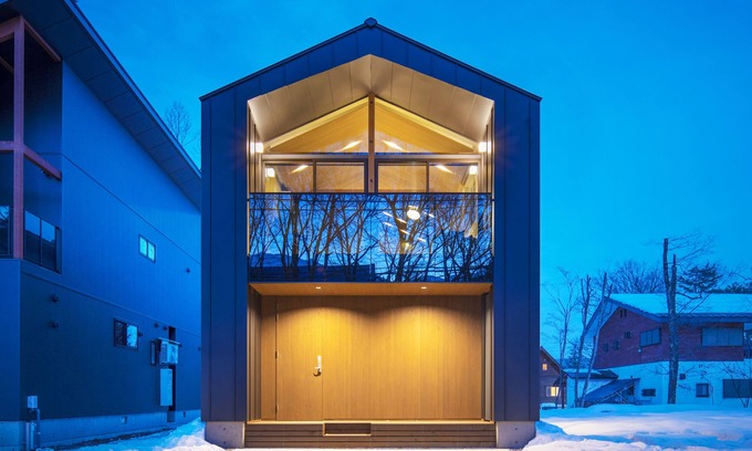Echo Land House | Grey Wolf Chalet