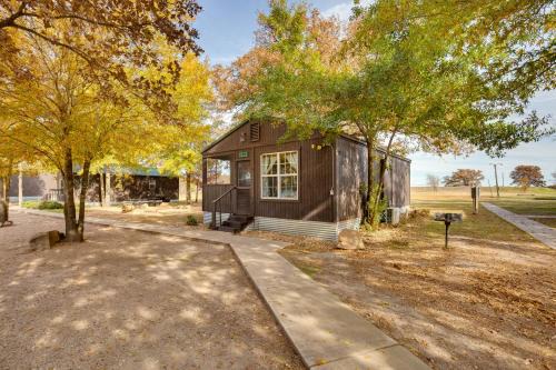 Cayuga Apartment | Grill and Dock Access Waterfront Kerens Cabin