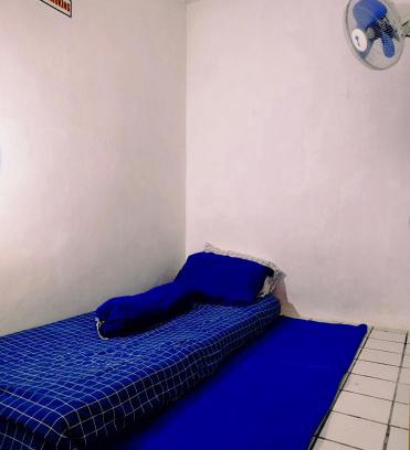 Klojen Bed & Breakfast | Griya Backpacker Pak yon