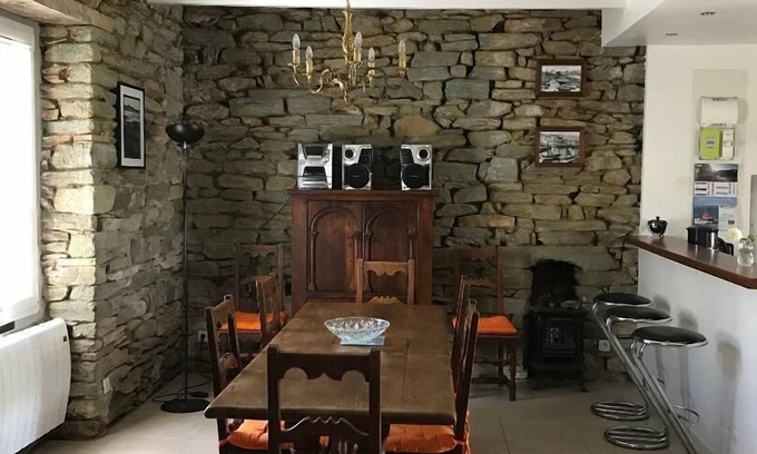 Groix House | Groix: Authentic fisherman's house close to any convenience
