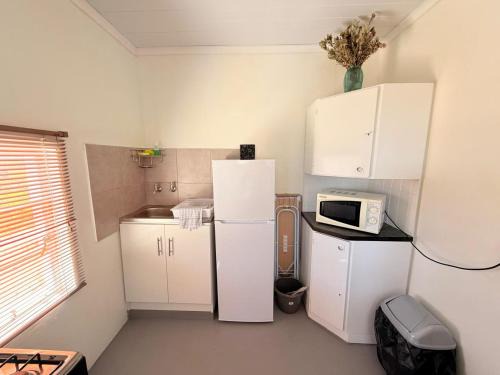 Kareeberg Apartment | Grootfontein, Graafwater