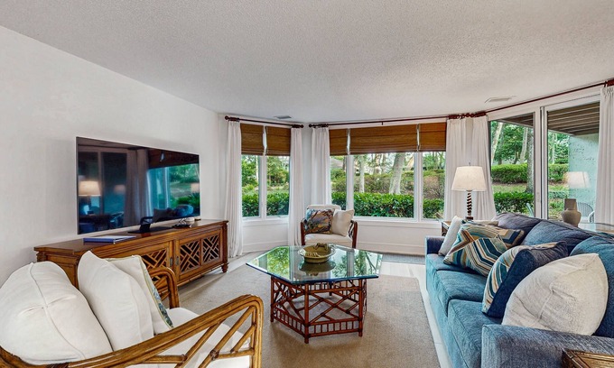 Fernandina Beach Condo | Ground floor condo with private patio, full kitchen, beach access and pool