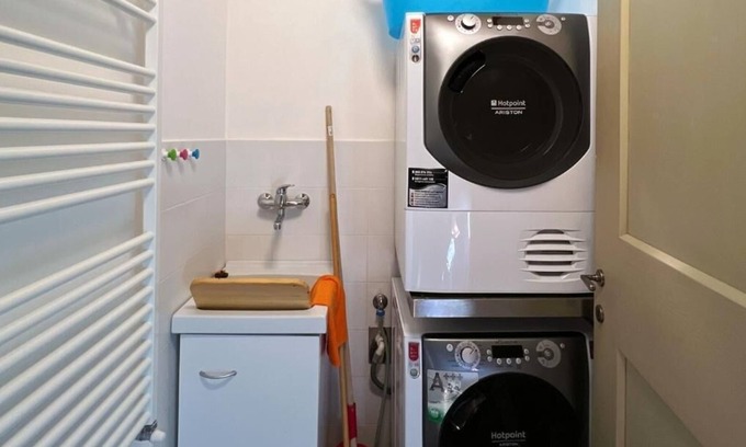 Sesto Fiorentino Apartment | Ground roof apartment in a rural setting