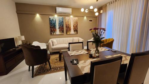 Mount Lavinia Apartment | Group 47 Living