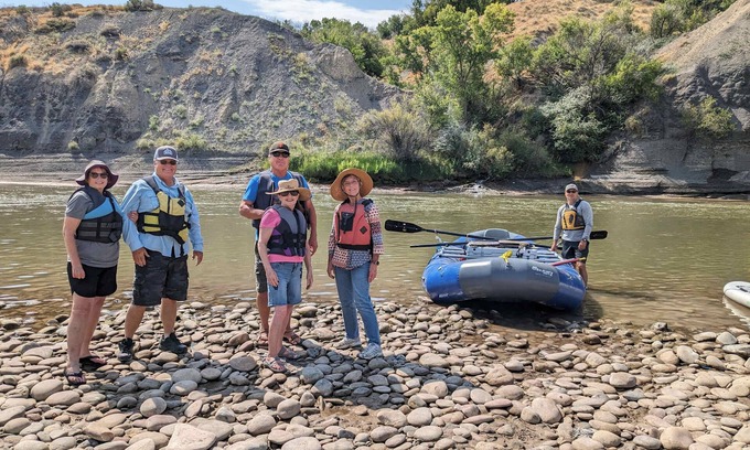 Grand Junction House | Group Basecamp 6 Bedrooms Downtown GJ Ski.Bike.Climb.Play!