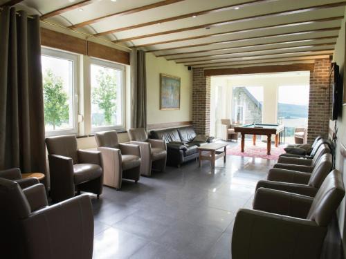 Harre House | Group Stay with Pool, Chevron