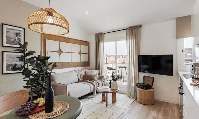 Sants Apartment | Guacimal - 1 bedroom and terrace in Sants