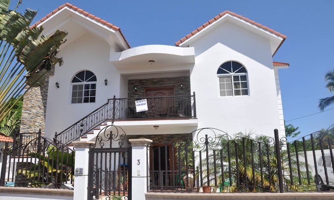 La Esplanada Villa | Guest-Friendly 3-Bedroom 3-Bathroom Villa In The Heart Of Sosua
