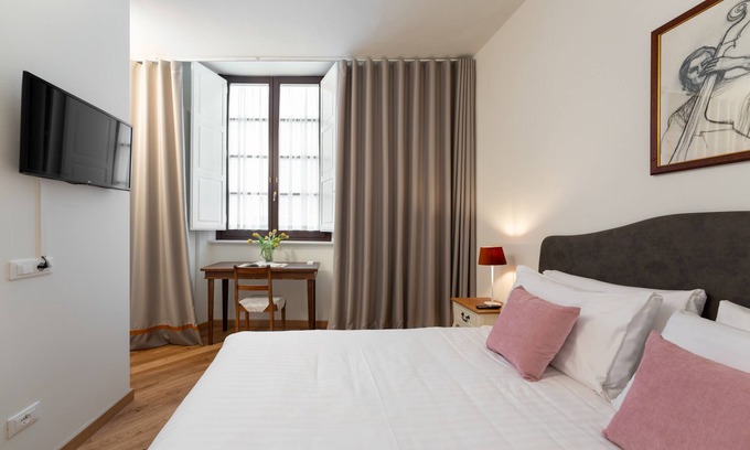 San Lorenzo Apartment | Guest House Palazzo D'Ambra