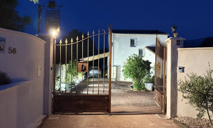 Nans-les-Pins Bed & Breakfast | Guest Room 'Bleuets' with Mountain View, Wi-Fi and Air Conditioning