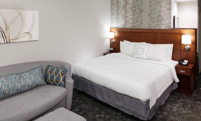 Ludlam Apartment | Guest Room Near Dolphin Mall MIA