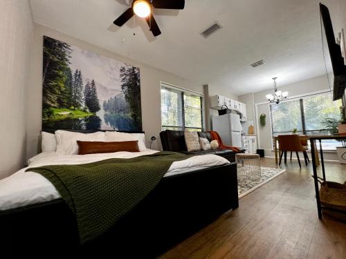 Gainesville House | Guest Studio