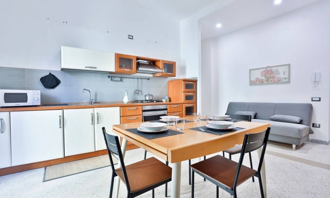 Salerno Apartment | GuestHost - Casa Massimo