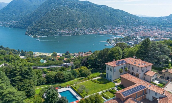 Como Apartment | GuestHost - Lake View Apt with pool Villa Maderni