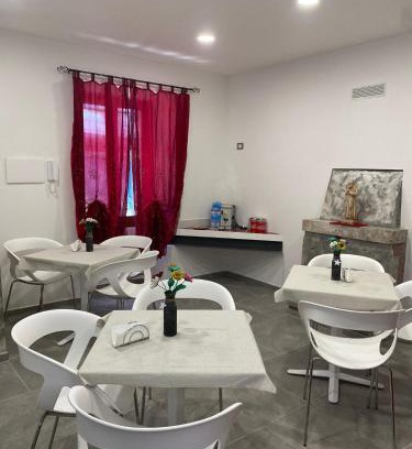 Morcone House | GuestHouse Affittacamere Padre Pio MORCONE CENTRO