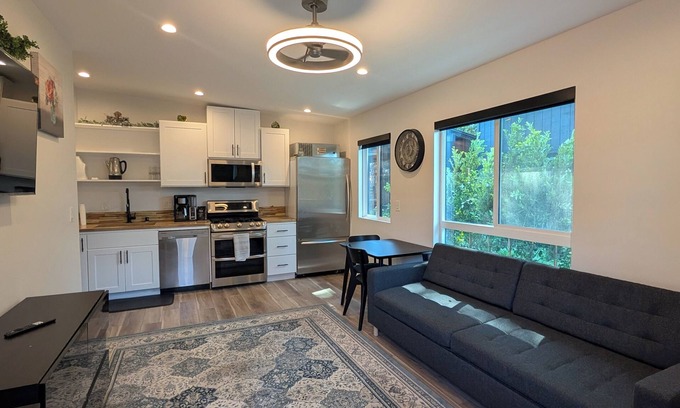 Southwest Anaheim House | Guesthouse in Anaheim - Monthly Rental