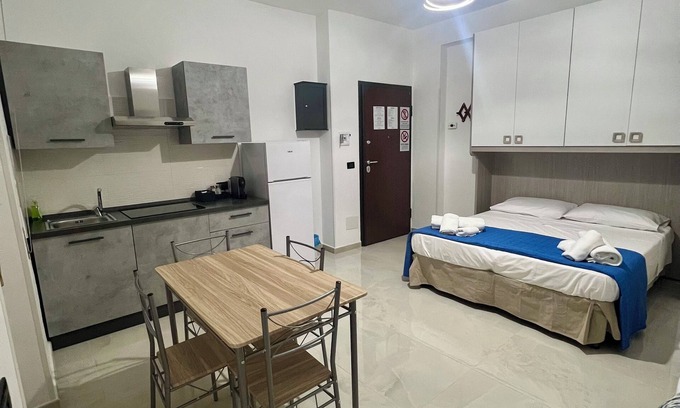 Scalea Bed & Breakfast | Guesthouse the barber's store