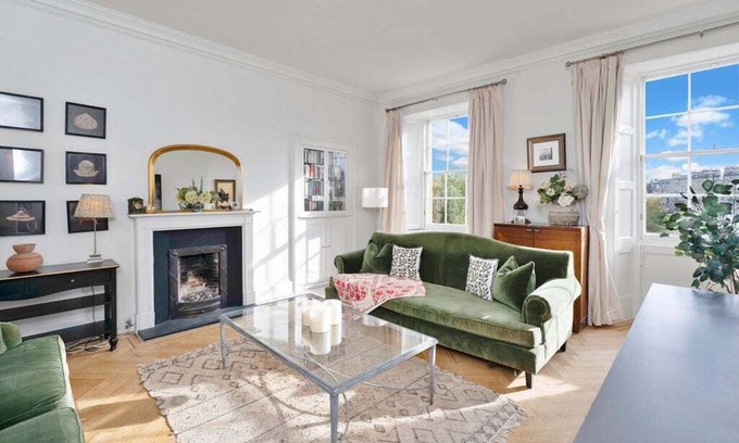 Stockbridge Apartment | GuestReady - Elegant Edinburgh Retreat