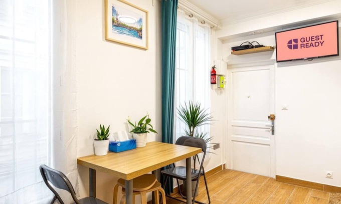 Quartier Sainte-Avoye Apartment | GuestReady - Explore Hidden Gems in the 3rd Arr.