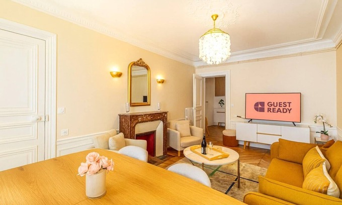 Les Iles Apartment | GuestReady - Opulence Living near Louvre Museum