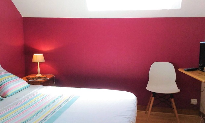 Gidy Bed & Breakfast | Guestroom with breakfast included in Gidy