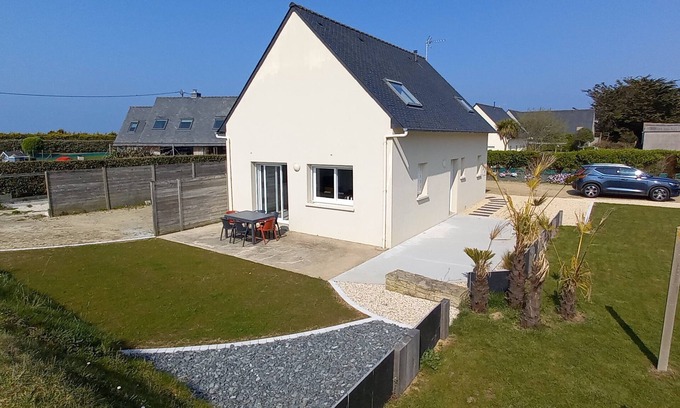 Guisseny House | GUISSENY "2 steps from the sea", house 6 people