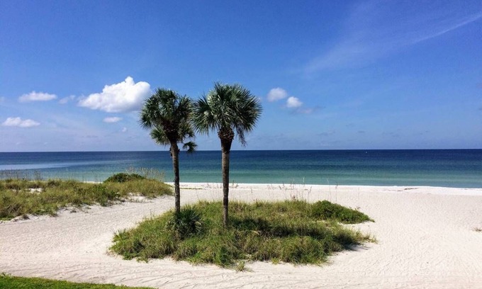 Longboat Key Condo | Gulf Coast Luxury – Large Beachfront Living: La Playa #203D Condo by RVA