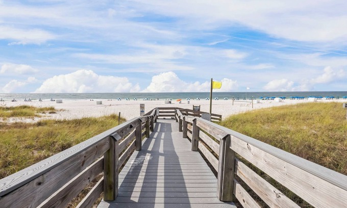 Orange Beach Condo | Gulf front condo w/pools, gym, hot tub, sauna & beach path!