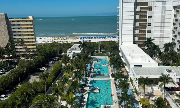 Marco Island Villa | GULF side amazing view 2Brm villa sleep 8, Marriott Crystal Shores, Marco Island