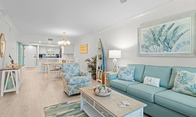 Sanibel Condo | Gulf View, Two bedroom Condo - Sand Pointe 124