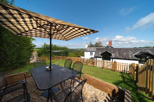 Littleham House | Gull Cottage at Robin Hill 6
