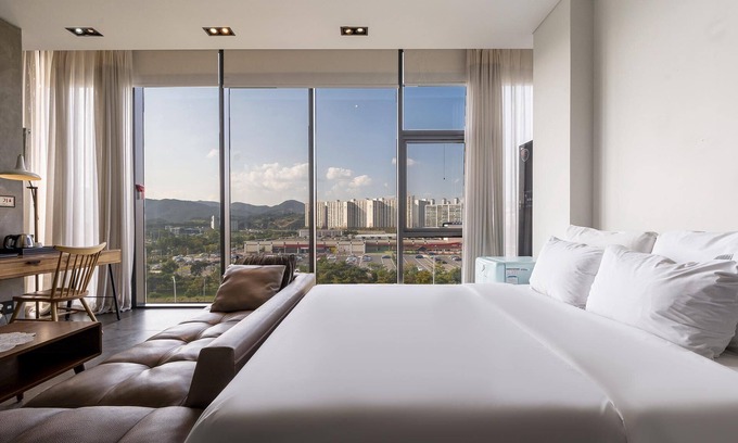 Gwangyang Hotel | Gwangyang Harbor Bridge Hotel