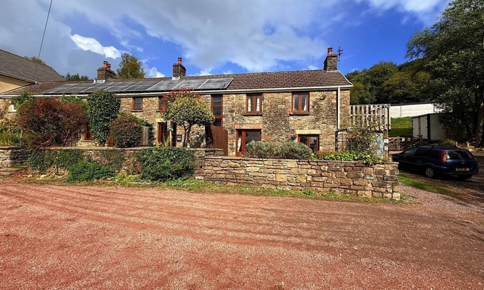 Cwmbach Apartment | Gwyn, our ground floor studio