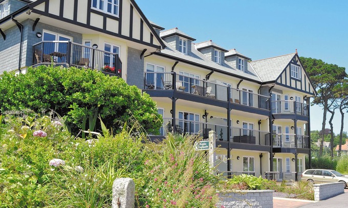 Maenporth Cottage | Gylly Beach View - TOR