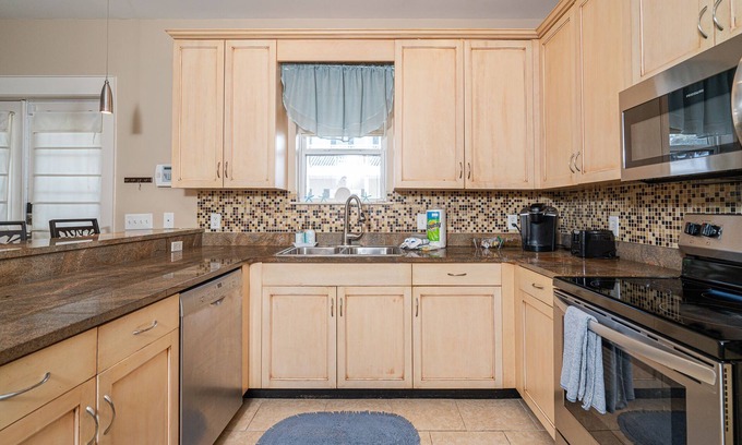 Bel Air Cottage | Gypsy Soul | 2BR Home, Walk to Beach, Pool Access, Balcony, Beach Gear Provided