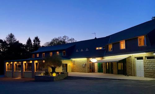 Tremblay Hotel | Hébergement Roc Land