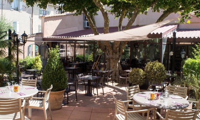 Saint-Maximin-la-Sainte-Baume Hotel | Hôtel de France - Hôtel de charme en Provence