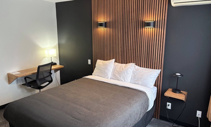 Val-d'Or Hotel | Hôtel Althéa Val-D'Or