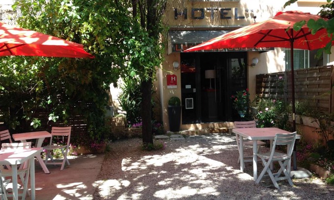 Les Camoins Hotel | Hôtel L'Eau Des Collines