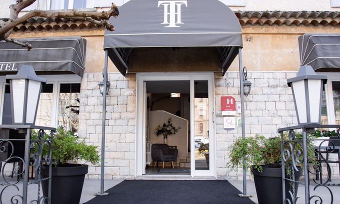 Sisteron Hotel | Hôtel Le Tivoli