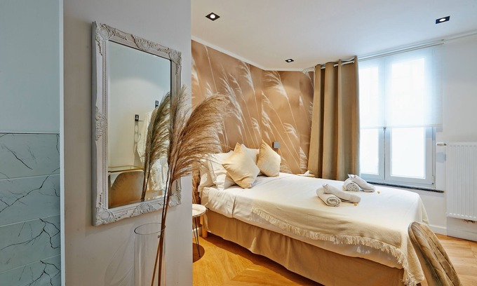 Quartier des Quais - Kaaienwijk Hotel | Hôtel Les Ecrins